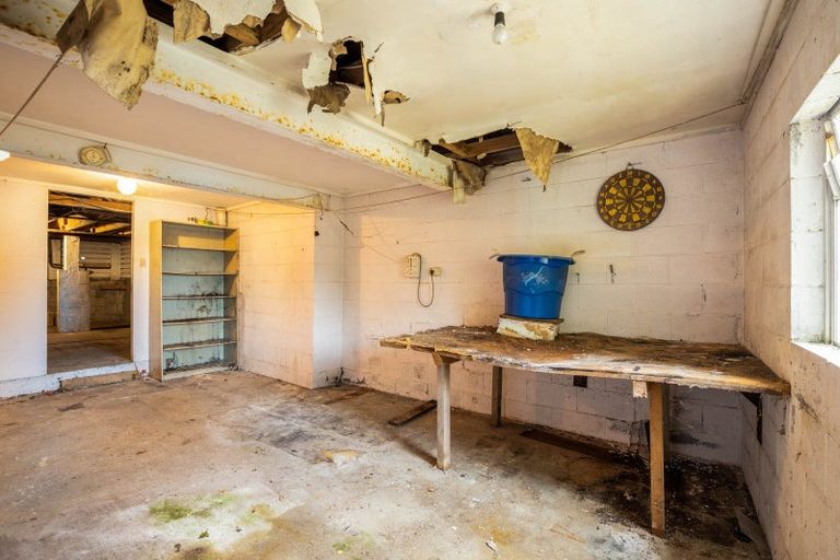 Photo of property in 70c Ngamotu Road, Spotswood, New Plymouth, 4310