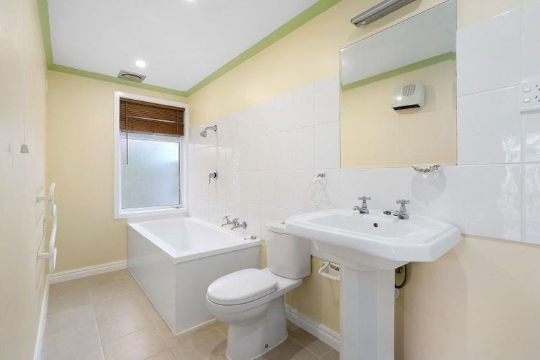 Photo of property in 97 Thornton Road, Cambridge, 3434