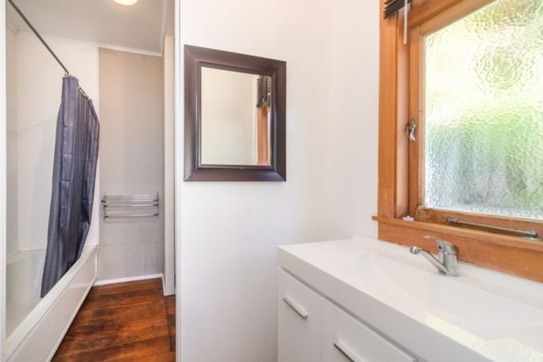 Photo of property in 22 Ngaio Street, West End, Palmerston North, 4412