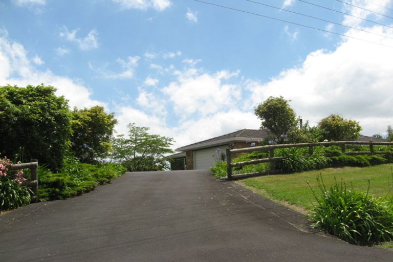 Photo of property in 39 Clark Road, Karaka, Papakura, 2580