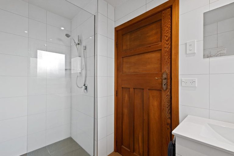 Photo of property in 152 Clyde Road, Burnside, Christchurch, 8053