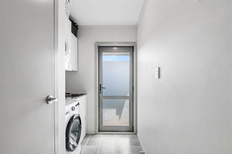 Photo of property in 79a Kawaha Point Road, Kawaha Point, Rotorua, 3010