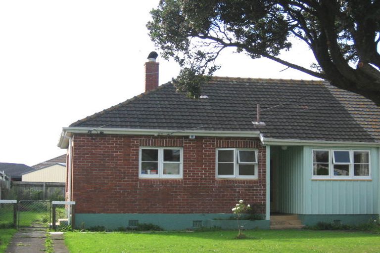Photo of property in 4 Gadsby Street, Avalon, Lower Hutt, 5011