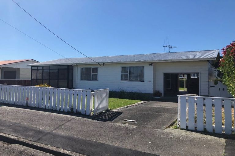 Photo of property in 6 Matene Street, Otaki, 5512