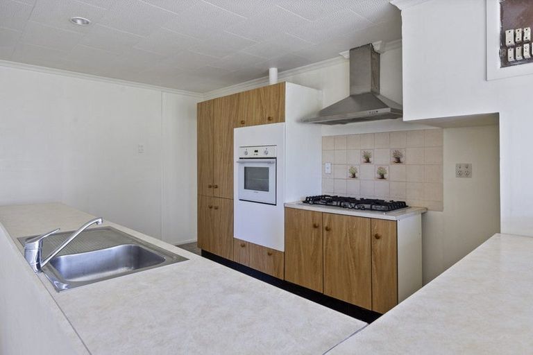 Photo of property in 86 Albion Street, Hawera, 4610