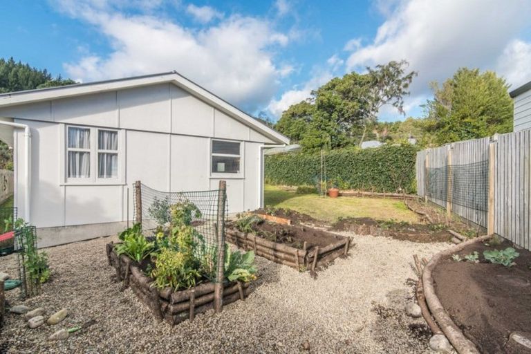 Photo of property in 86 Ruapehu Street, Paraparaumu, 5032