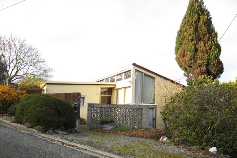 Photo of property in 35-37 Veint Crescent, Queenstown, 9300