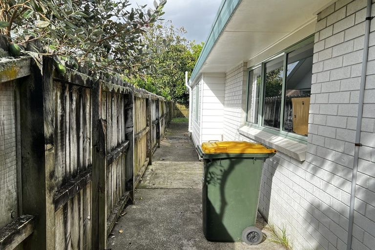 Photo of property in 8 Amadeus Place, Northpark, Auckland, 2013