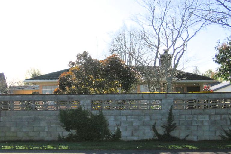 Photo of property in 8 Taylor Terrace, St Andrews, Hamilton, 3200