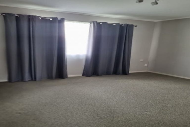 Photo of property in 39c Tobin Street, Pukekohe, 2120