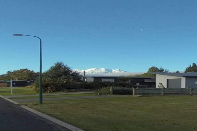 Photo of property in 11 Snowmass Drive, Ohakune, 4625