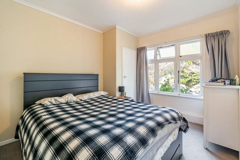 Photo of property in 26-26a Amundsen Grove, Stokes Valley, Lower Hutt, 5019