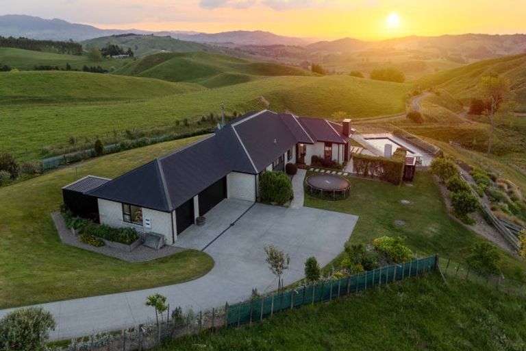 Photo of property in 203 Oliver Road, Te Miro, Cambridge, 3496