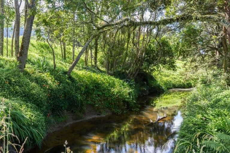 Photo of property in 38 Tiria Lane, Waipu, 0582