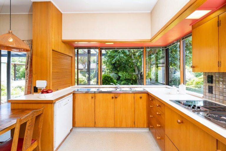 Photo of property in 3 Kopanga Road, Havelock North, 4130