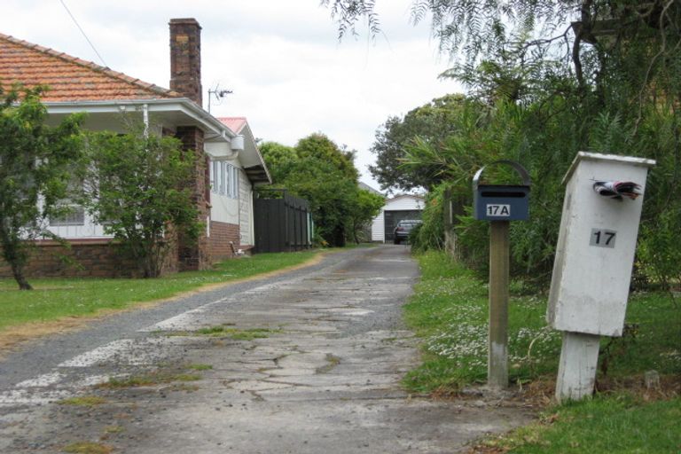 Photo of property in 17 Boyd Avenue, Mangere Bridge, Auckland, 2022