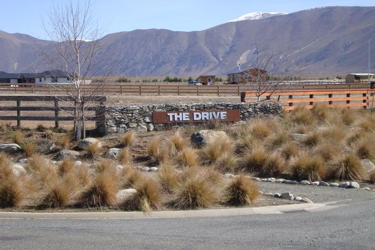 Photo of property in 43 The Drive, Twizel, 7999