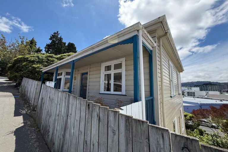 Photo of property in 13 Scotland Street, Dunedin Central, Dunedin, 9016