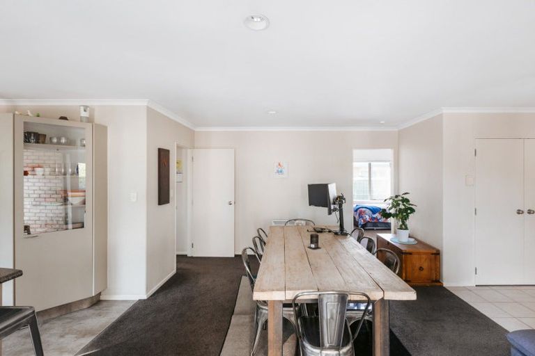 Photo of property in 5 Evansbel Place, Papamoa Beach, Papamoa, 3118