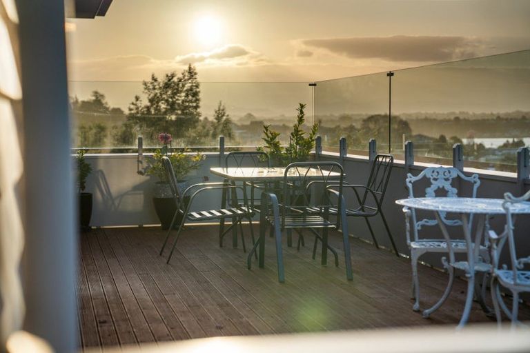 Photo of property in 8 Utopia Park Heights, Welcome Bay, Tauranga, 3112