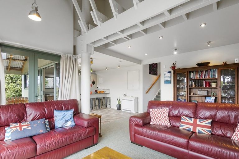 Photo of property in 17 Treeton Place, Wakefield, 7025