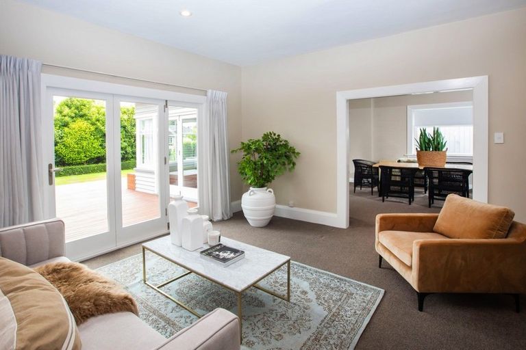 Photo of property in 59 Kotare Street, Fendalton, Christchurch, 8041