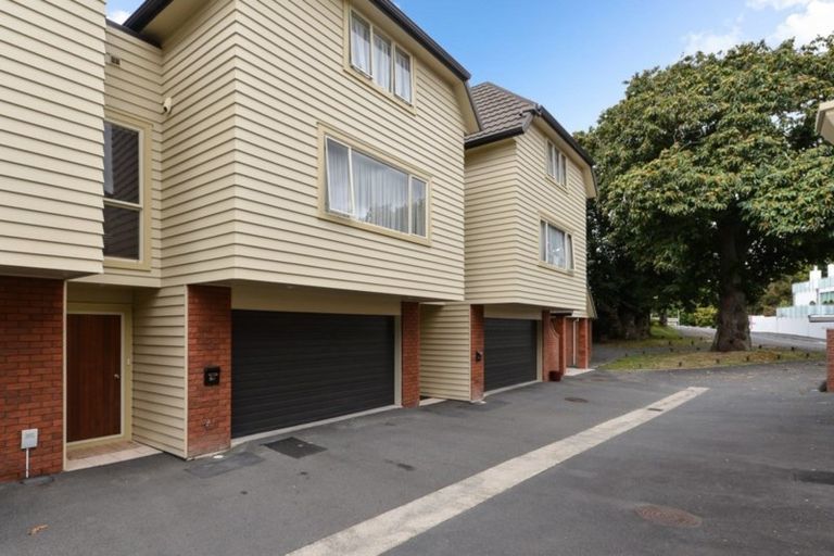 Photo of property in 2c Riro Street, Hamilton East, Hamilton, 3216