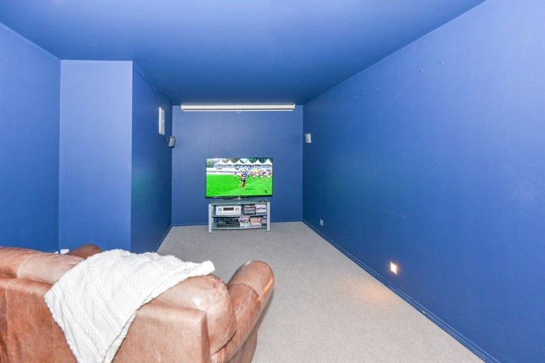 Photo of property in 83 Lane Road, Havelock North, 4130