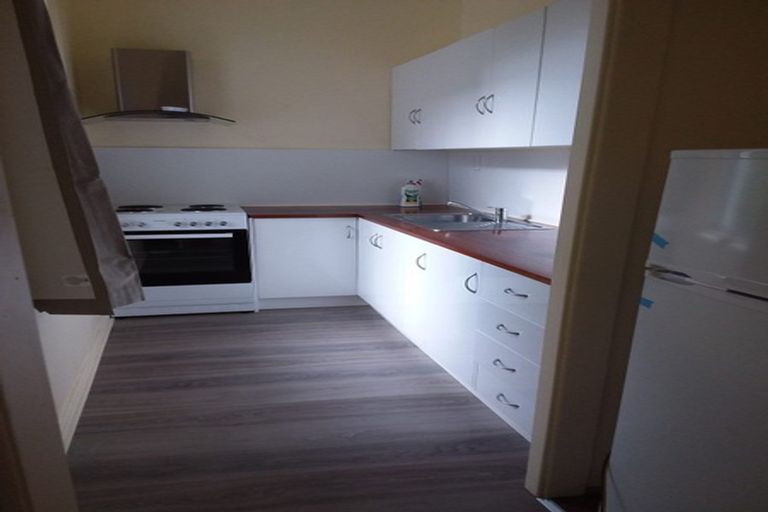 Photo of property in 14 Walter Street, The Glen, Dunedin, 9011