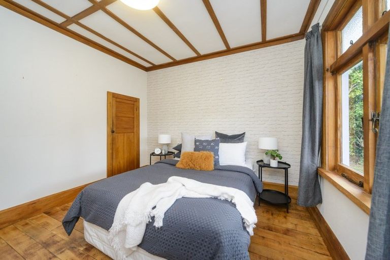 Photo of property in 26 Knowles Street, Terrace End, Palmerston North, 4410