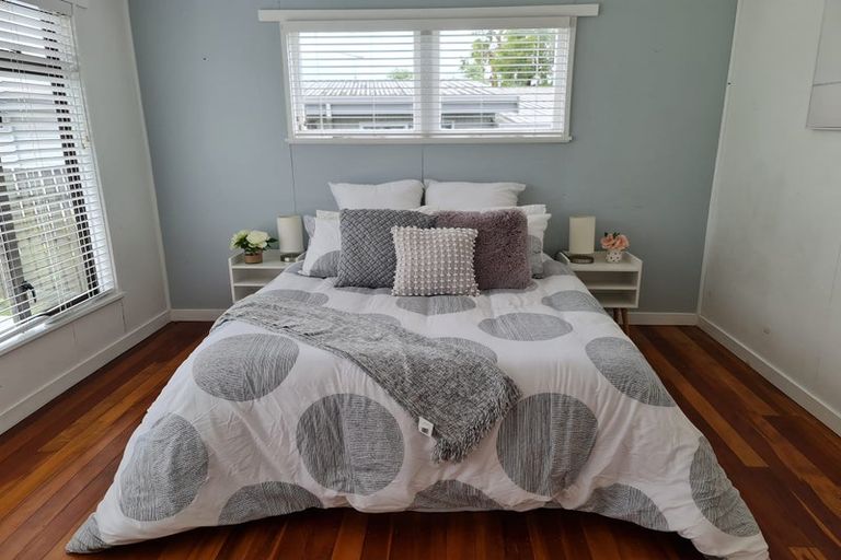 Photo of property in 15a Brixton Road, Manly, Whangaparaoa, 0930