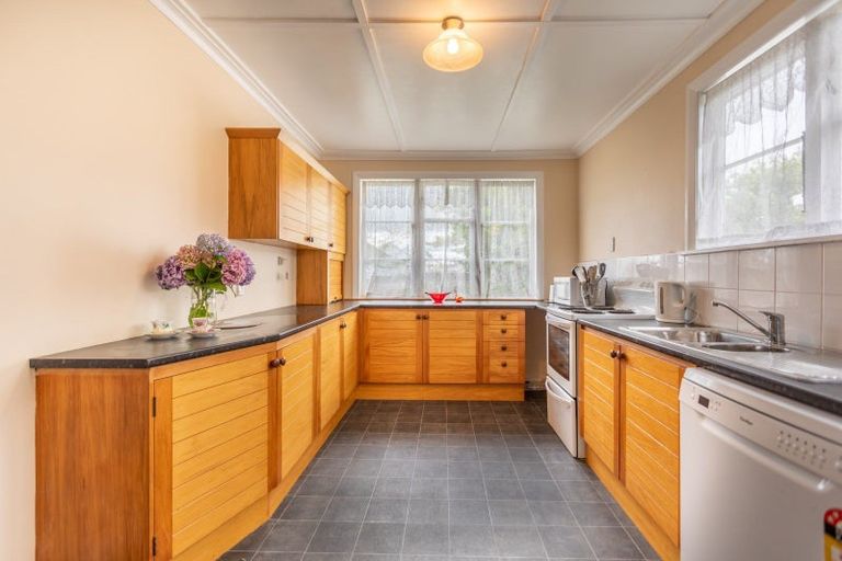 Photo of property in 79 Racecourse Road, Waipukurau, 4200