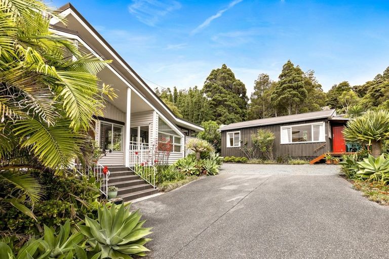 Photo of property in 19 Spray Crescent, Leigh, 0985