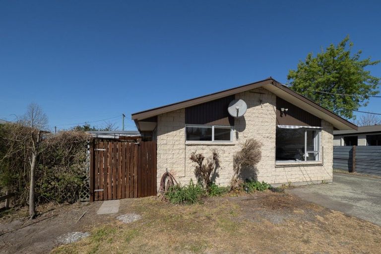 Photo of property in 82 Mcmurdo Street, Tinwald, Ashburton, 7700
