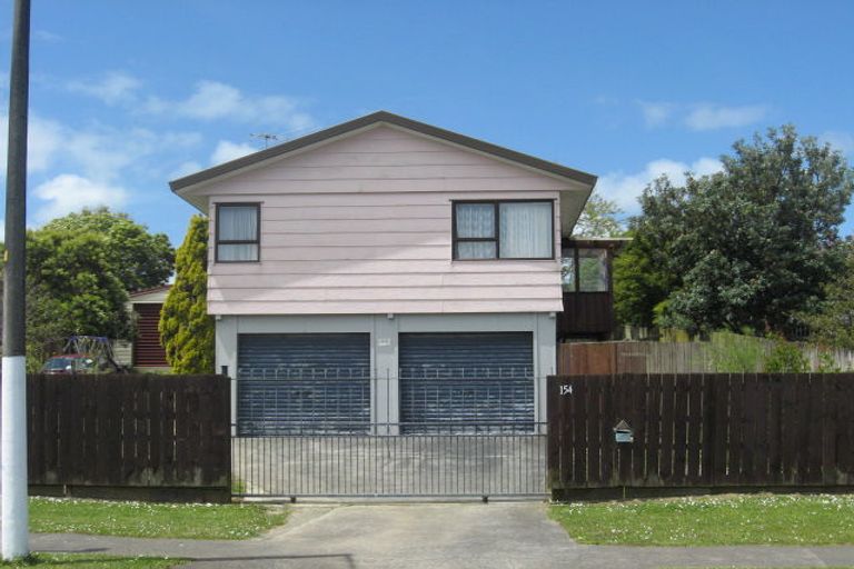 Photo of property in 154 Finlayson Avenue, Clendon Park, Auckland, 2103