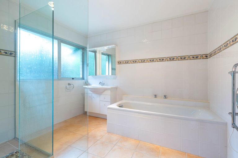 Photo of property in 631 Pinnacle Hill Road, Bombay, 2675