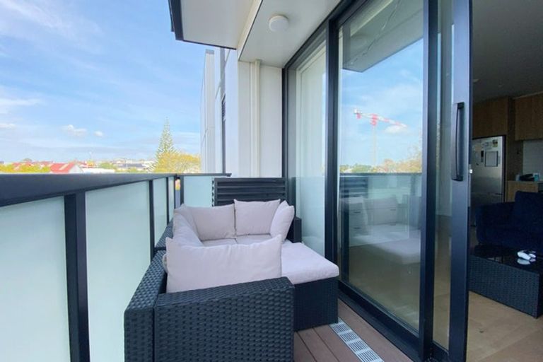 Photo of property in 109/9 Walmer Road, Point Chevalier, Auckland, 1022