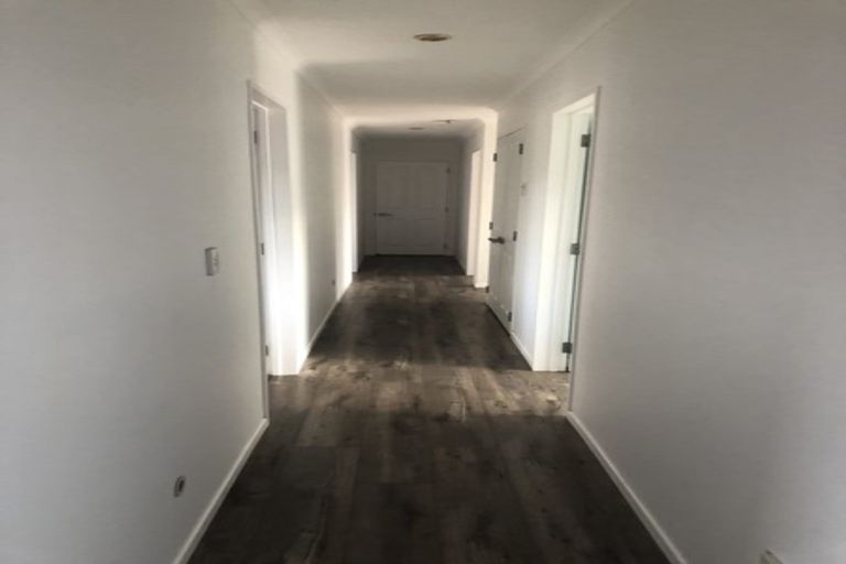 Photo of property in 22 Whitford Place, Rototuna North, Hamilton, 3210