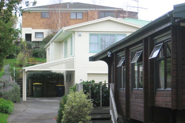 Photo of property in 1/41 Hastings Road, Mairangi Bay, Auckland, 0630