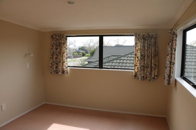 Photo of property in 17 Mcarthur Street, Terrace End, Palmerston North, 4410