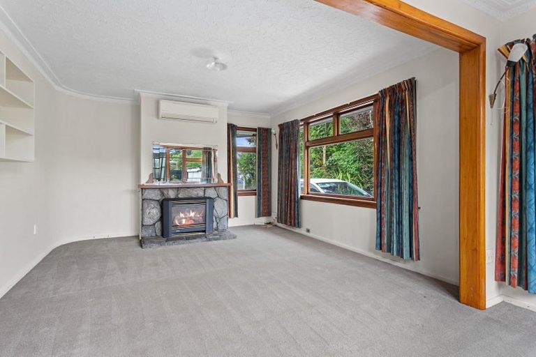 Photo of property in 180 Main North Road, Redwood, Christchurch, 8051
