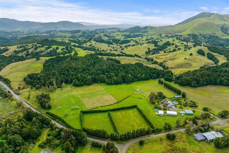 Photo of property in 710 Sommerville Road, Tangowahine, Dargaville, 0372