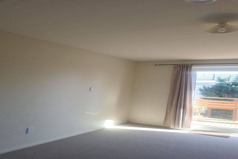 Photo of property in 4/14a Dickson Crescent, Hornby, Christchurch, 8042