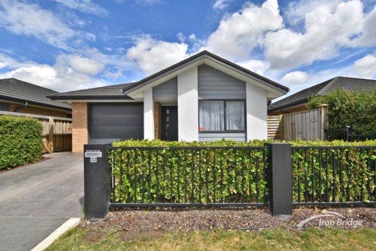 Photo of property in 32 Brittan Drive, Rolleston, 7615