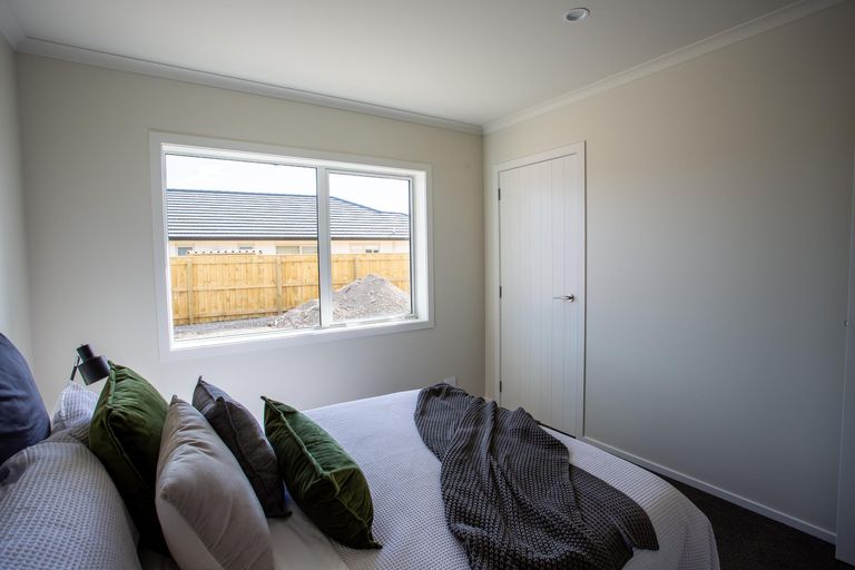 Photo of property in 62 Feist Street, Carterton, 5713