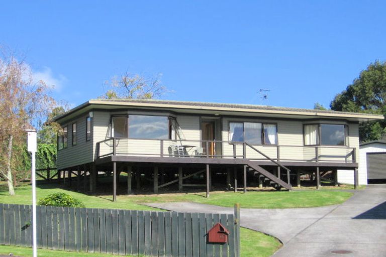 Photo of property in 1/12 Diorella Drive, Clover Park, Auckland, 2019