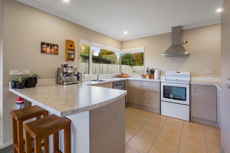 Photo of property in 6a Rosemary Place, Katikati, 3129