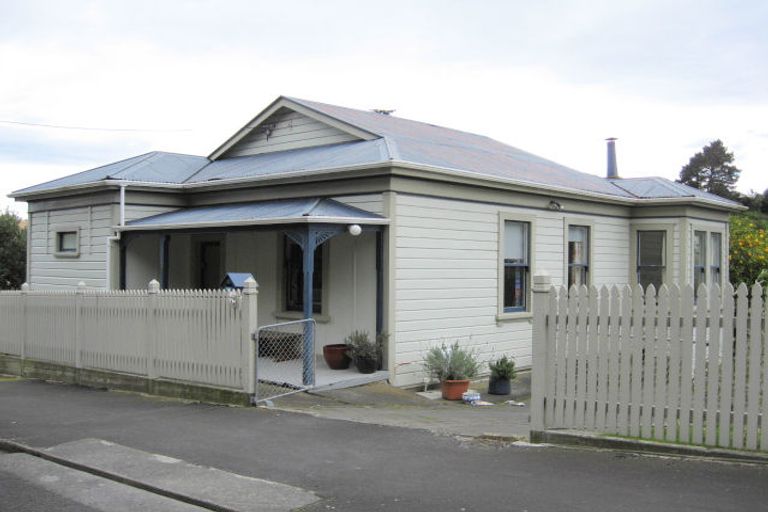 Photo of property in 19 Portal Street, Durie Hill, Whanganui, 4500
