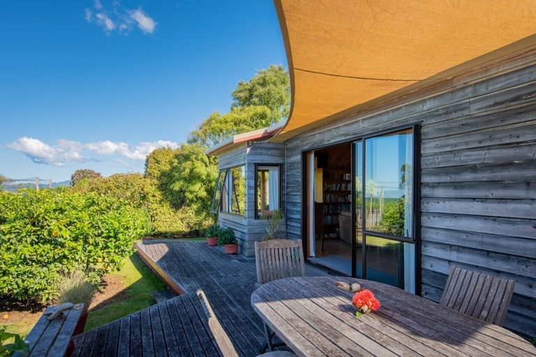 Photo of property in 266 Patons Rock Road, Patons Rock, Takaka, 7182