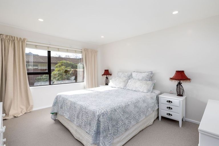 Photo of property in 42 Parkstone Avenue, Ilam, Christchurch, 8041